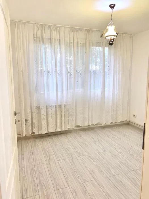 3 camere decomandate,Tiglina 2,parter,2 grupuri sanitare - Poză 3