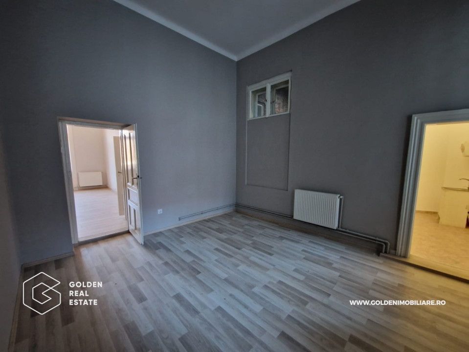 Apartament 3 camere renovat, ultracentral, etaj 3, cladirea Catedralei Catolice - Poză 6
