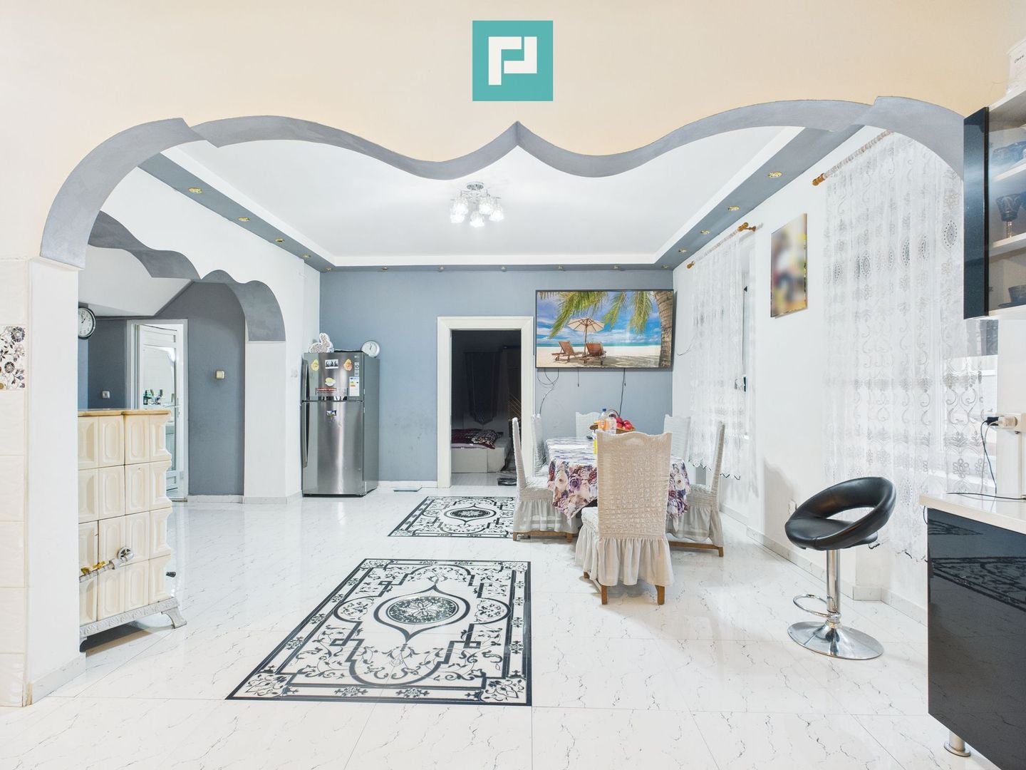 Două case, curte mare, lângă Castelul Huniazilor - Poză 15