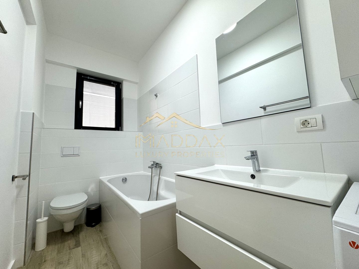 Apartament cu 3 camere *prima inchirere* // zona Herastrau - Poză 32