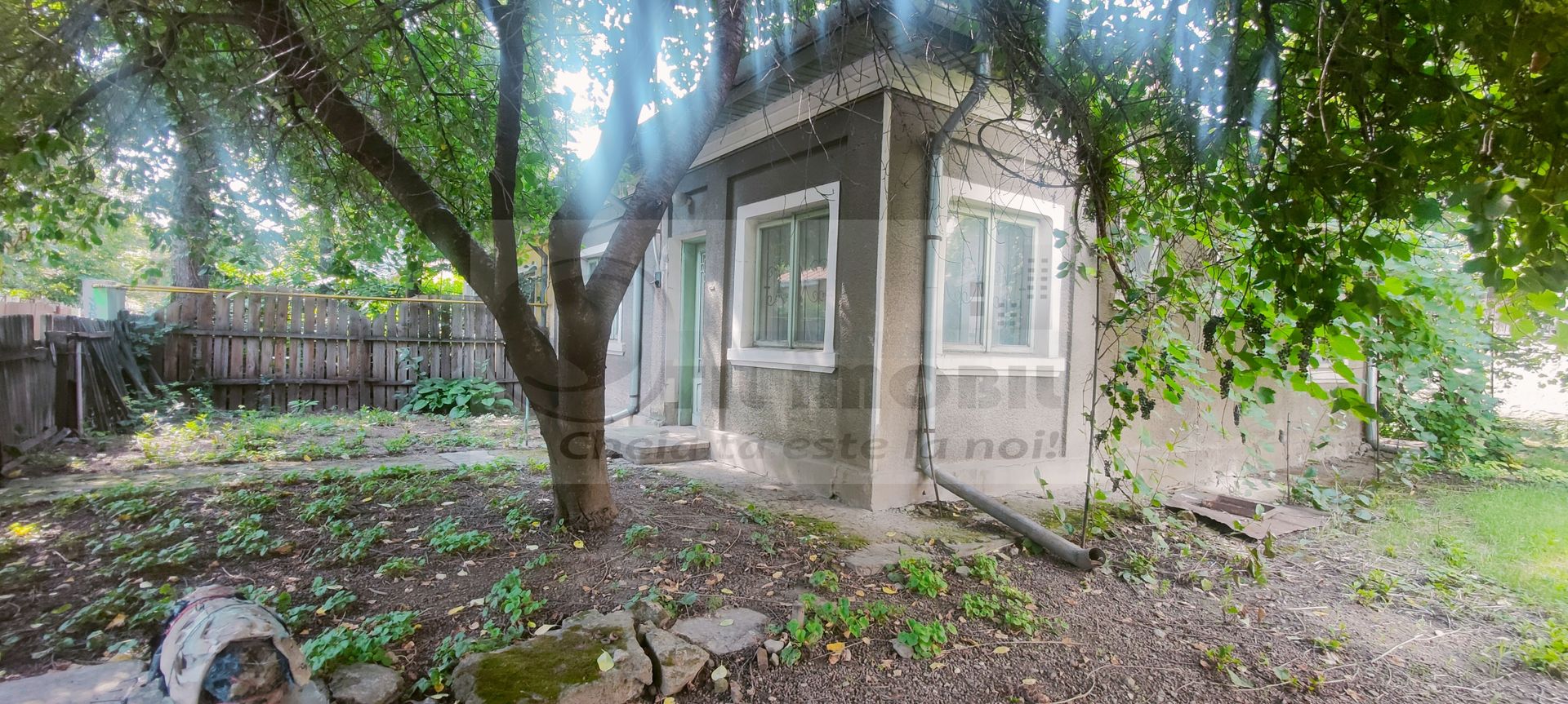 GARA CENTRU PIATA UNIRII TEREN 377 MP CU CASA - Poză 1