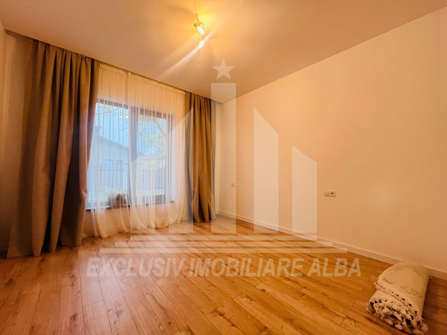 Casa individuala de inchiriat, Orizont - Poză 7