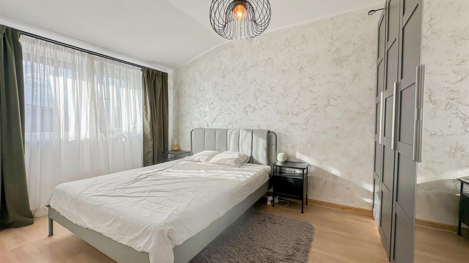 Apartament 2 cam + Dressing | Parcare inclusa | Priveliste catre munti - Poză 4