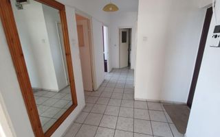 Apartament Ultracentral 2 camere, 63.3 mp bloc Mercur. - Poză 6