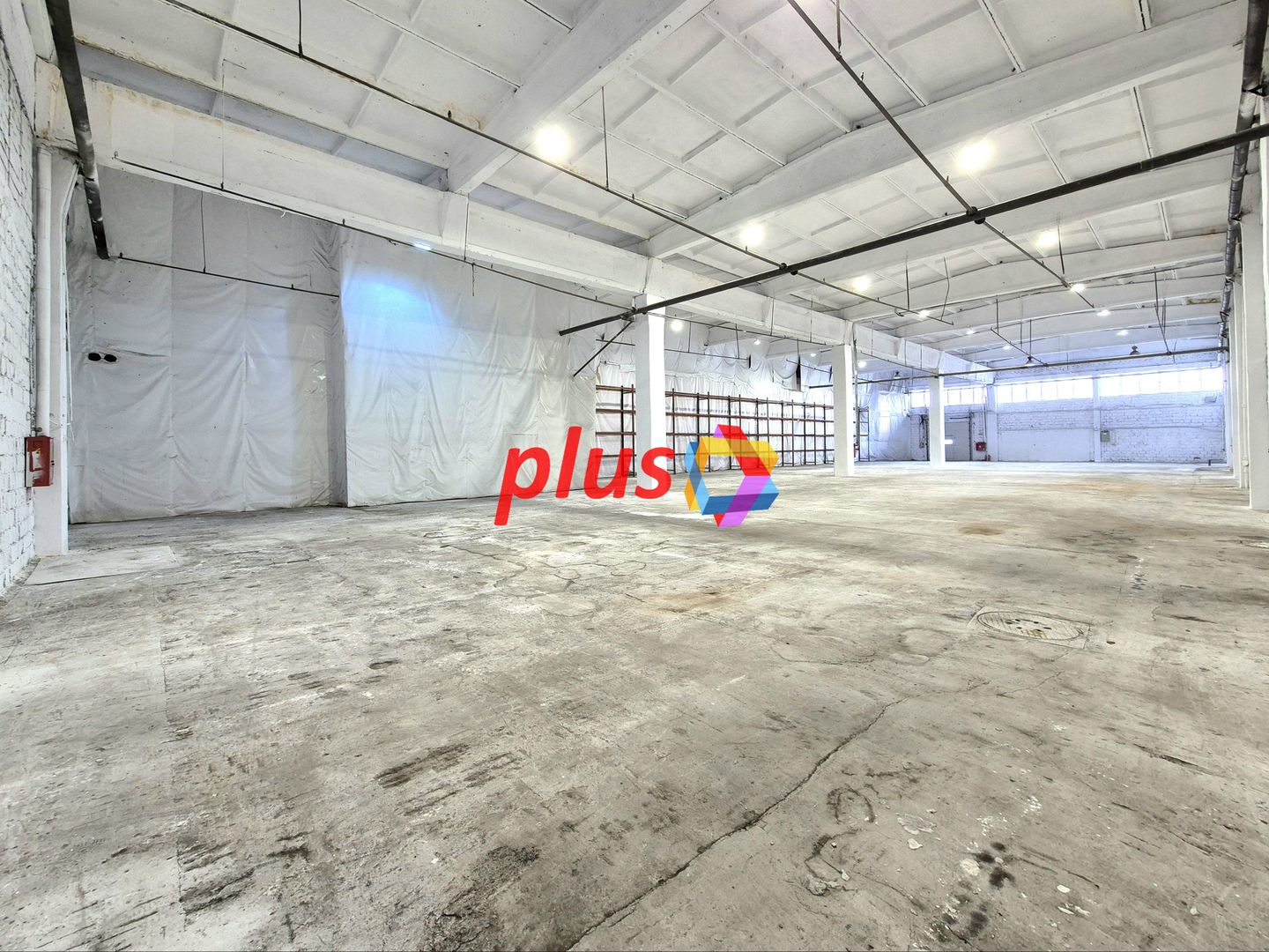 Hala de inchiriat Brașov - 950 mp #plus-imo.ro - Poză 3
