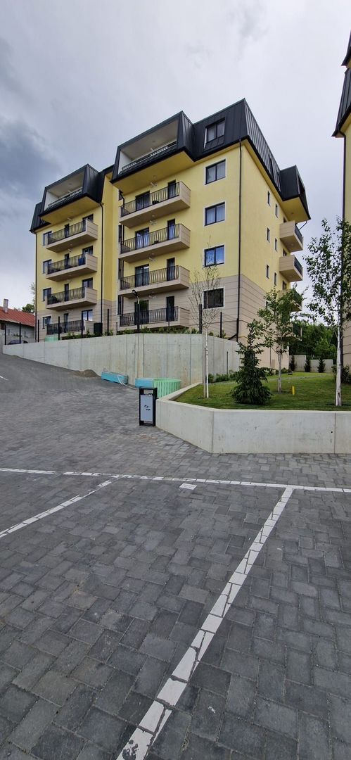 SE VINDE Apartament + Loc Parcare - Poză 1