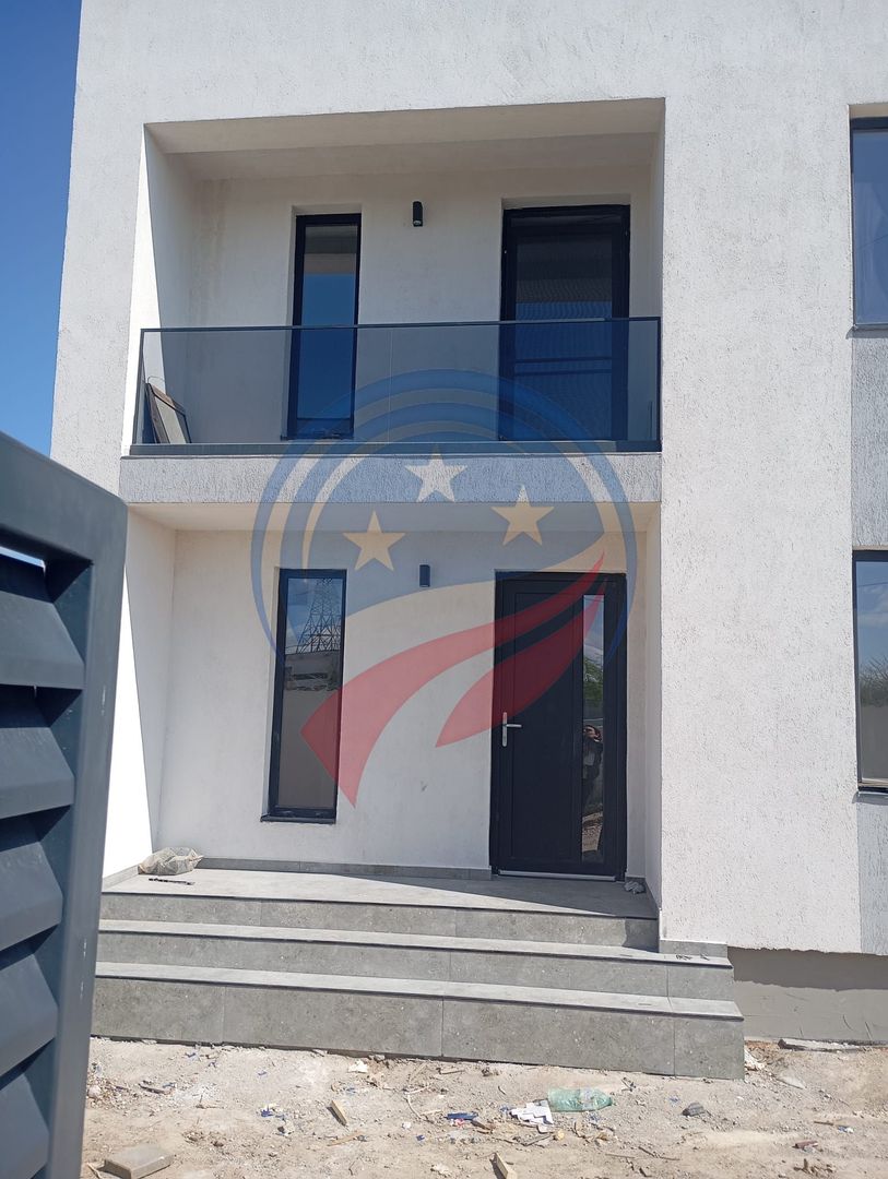 Casa de vanzare in spatele Parcului Romanescu - Poză 2