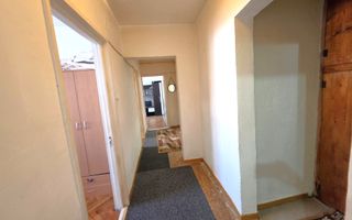 De vanzare apartament 3 camere, etaj 1, Cetate - Poză 11