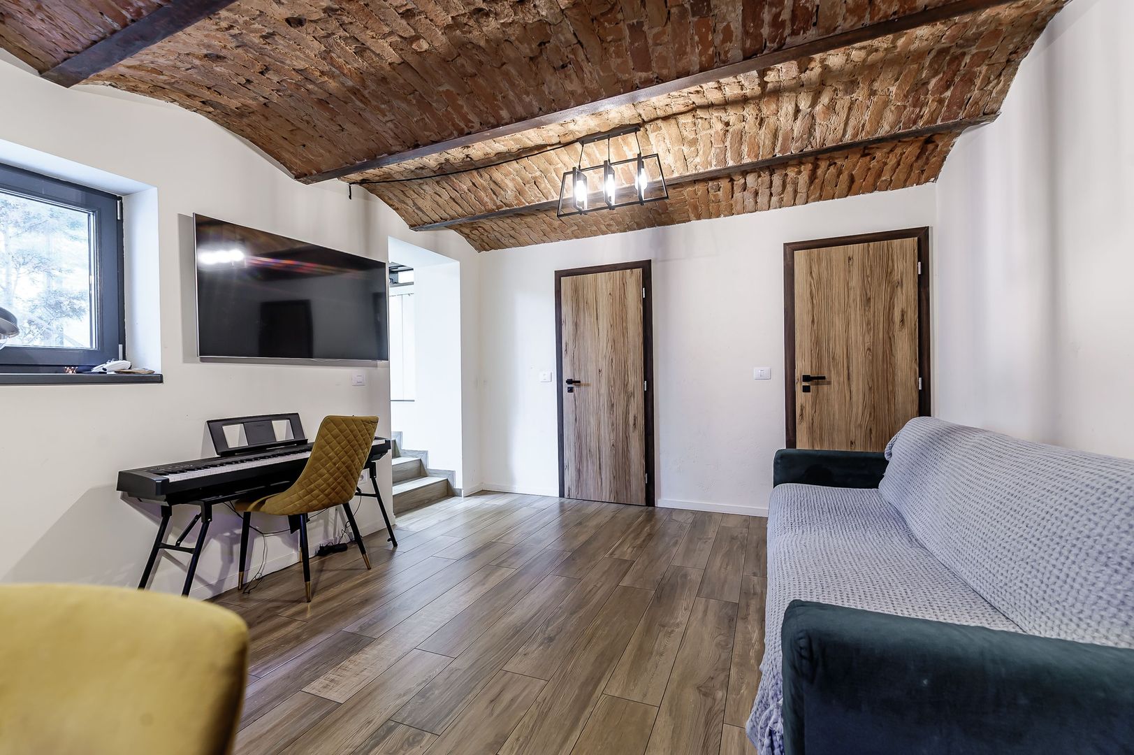 Apartament tip casa, cu gradina proprie, in zona centrala a Aradului - Poză 10