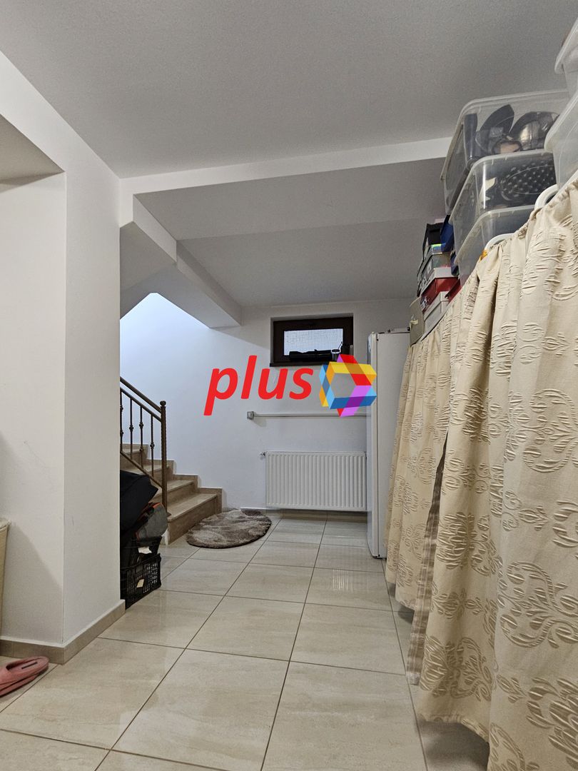 Casă individuala Tractorul 270 mp , zona Coresi - Poză 19