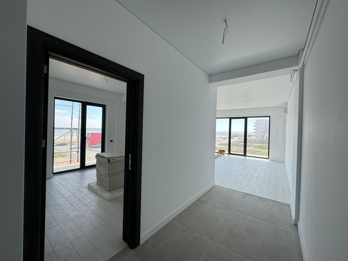 Apartament de vanzare 2 camere- vedere la mare - Poză 15