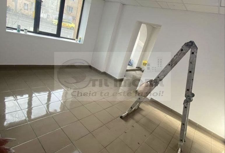 Spatiu comercial Tudor Vladimirescu - 999 euro - Poză 1