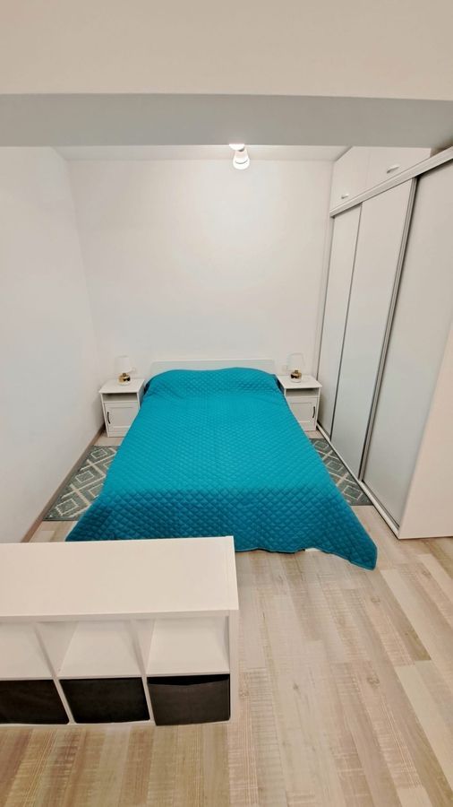 Studio de vanzare - Poză 4