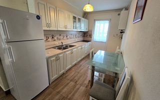 Apartament cu 2 Camere, Etaj Intermediar, Zona Kaufland - Poză 3