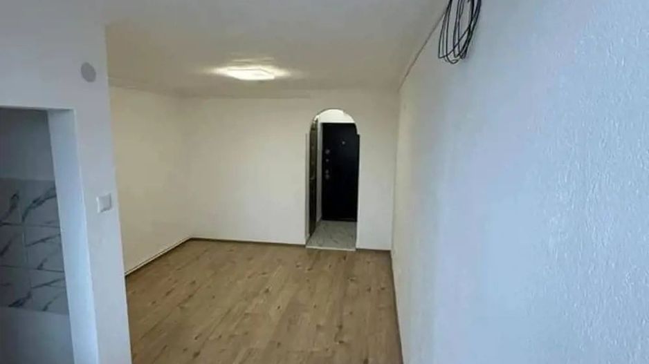 BRASADAS vinde garsoniera pe Ostrovului etaj 4/4. - Poză 3