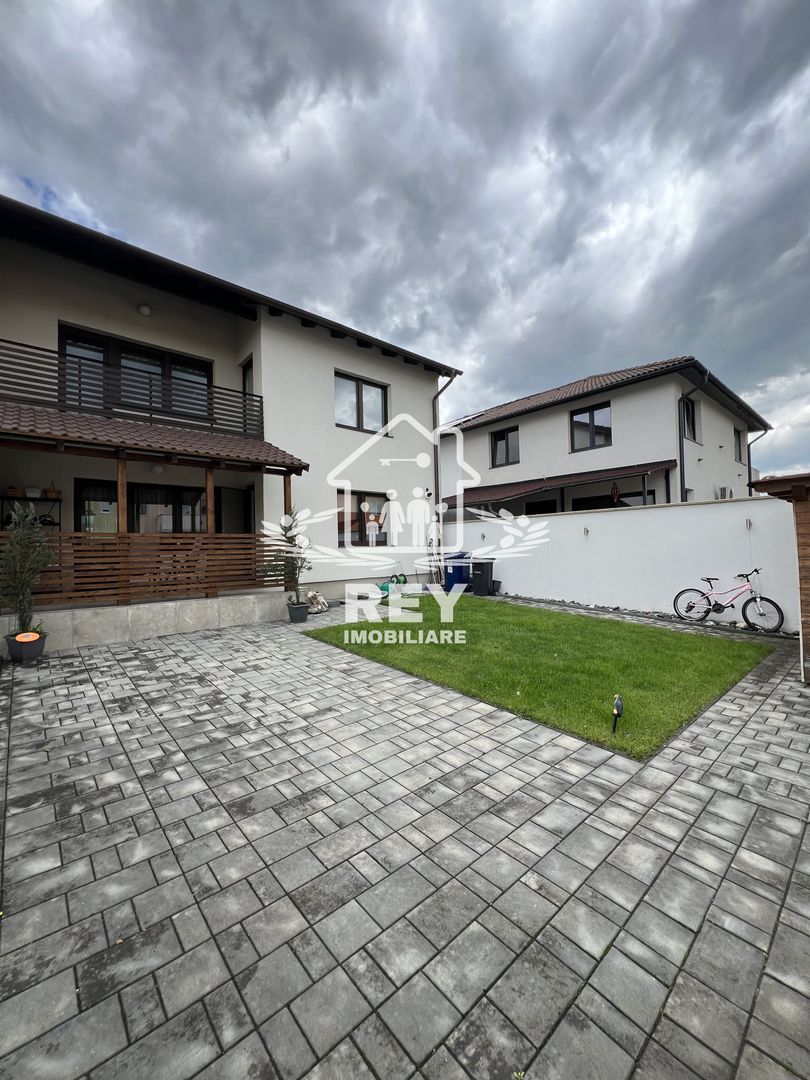 Casă de tip triplex la vânzare 6 camere /Șelimbăr /Secția 1 de Poliție - Poză 6