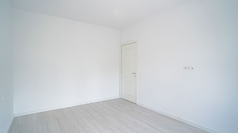 2 Camere, 72 mp, Spatios, Vedere Libera, Finalizat, Bloc Nou, Metrou Preciziei - Poză 7