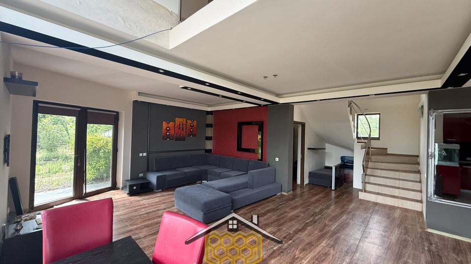 Oferta 2 case la pret de una in Ghercesti – Ideal pentru 2 familii - Poză 3