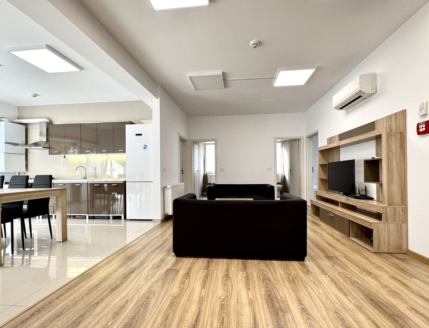 Apartament 4 dormitoare, luminos si spațios, lângă Parcul Copiilor - Poză 3