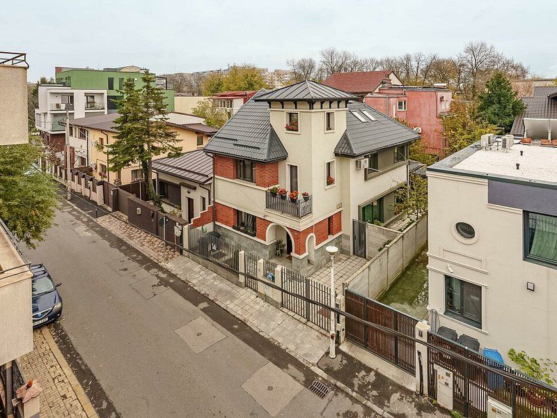 Vila pozitie excelenta | Piata Muncii - Poză 4