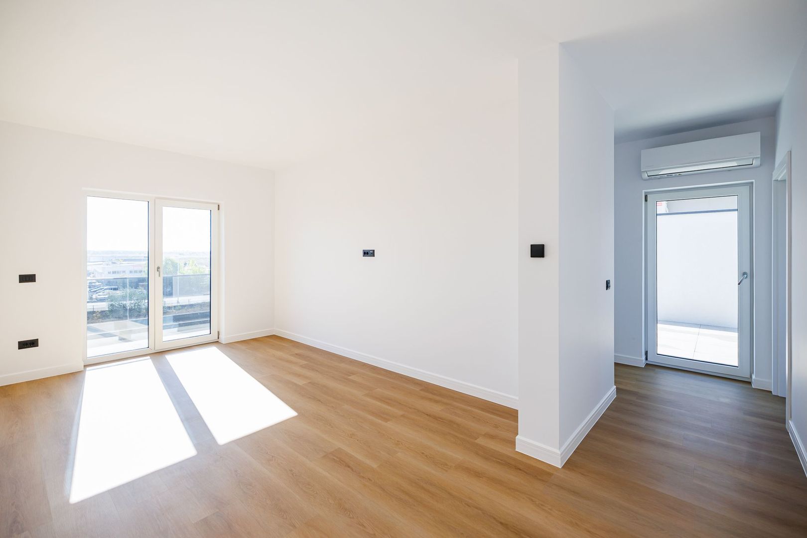 Apartament tip penthouse 2 camere | Terasa 41 mp | Mehala | Comision 0 - Poză 5