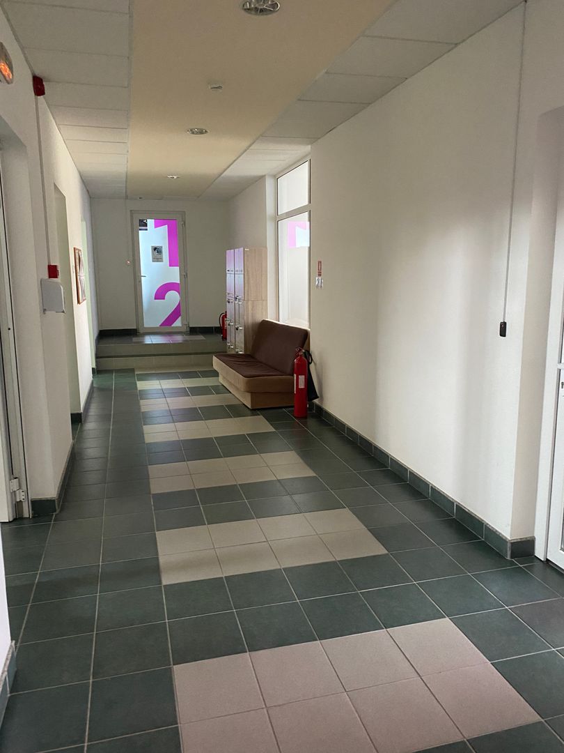 Cladire de birouri ultracentrala de inchiriat - Poză 12