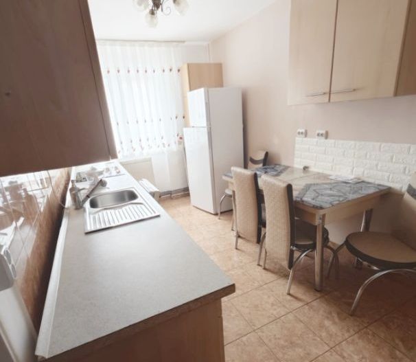 Apartament 2 camere Cetate Closca et.1 56 mp. - Poză 5