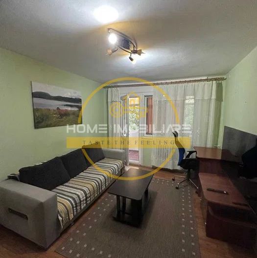 Apartament cu 3 camere- Etajul 2 / 66mp / zona Podu Ros - Poză 2