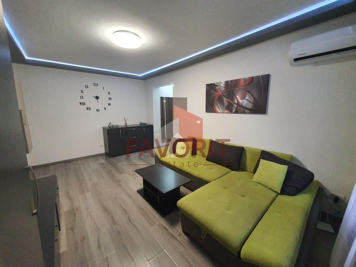 Etaj 2. Zona Ultracentrala. Renovat complet - Poză 1