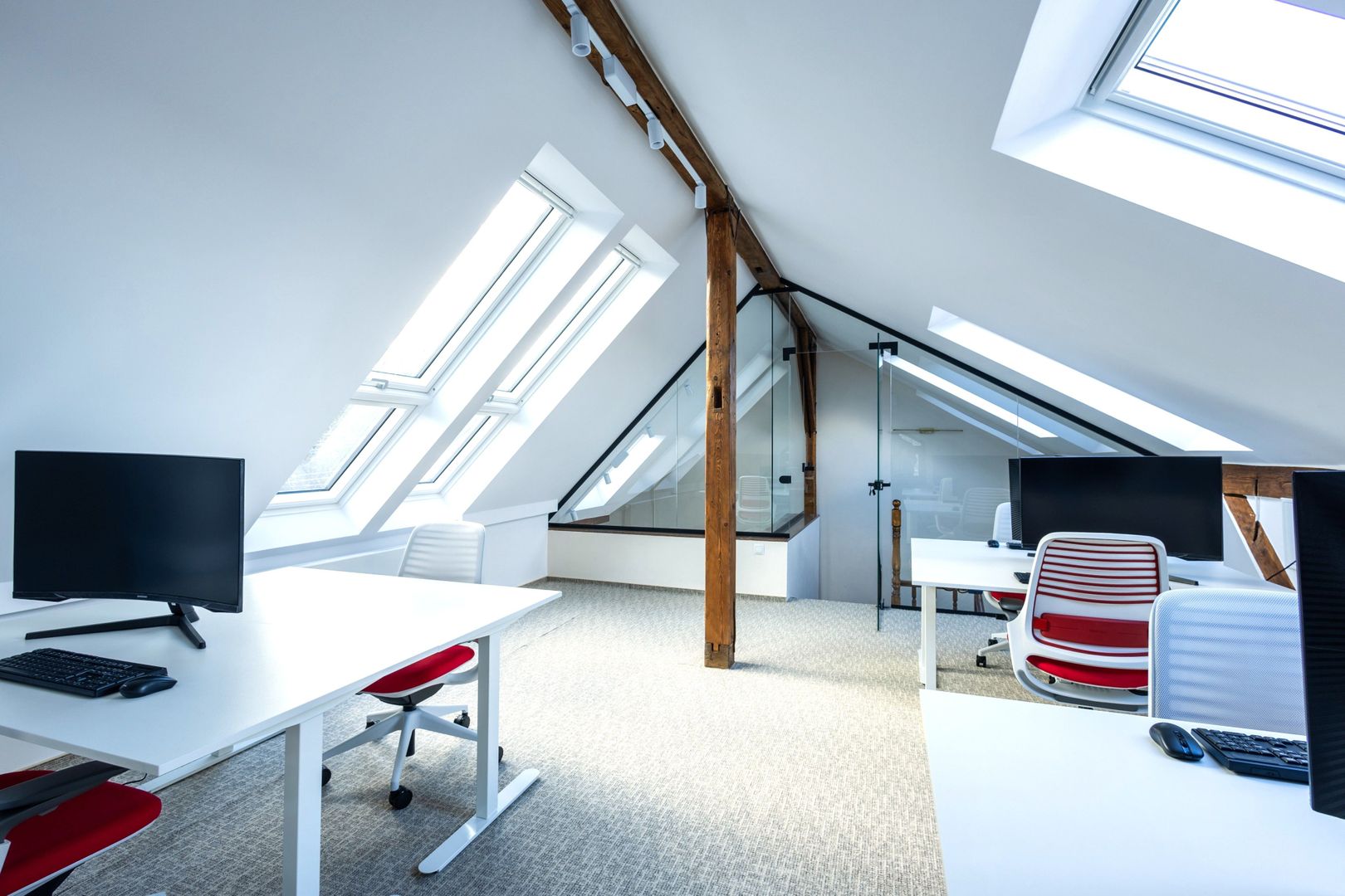 Birouri & Coworking de închiriat | Centrul Vechi Brașov | 0% Comision - Poză 6