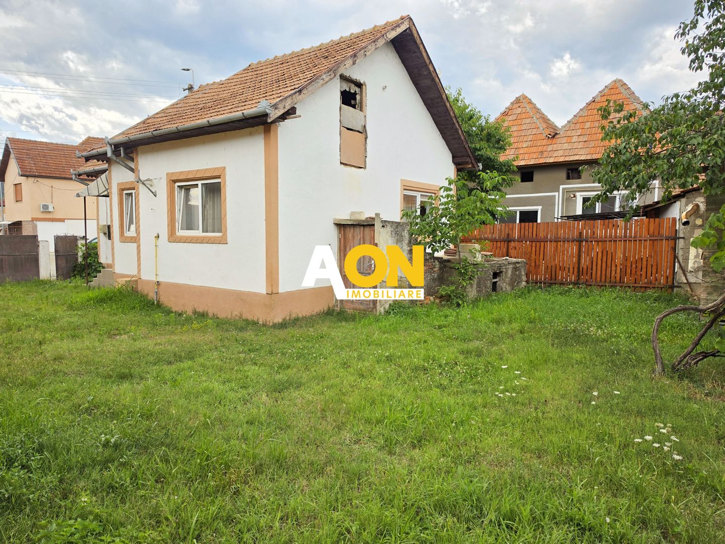 Casa 2 camere, 974 mp teren, Micesti - Poză 3