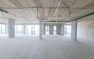 Cladire comerciala situata la drum intens circulat, 1365 mp utili + 20 parcari - Poză 18