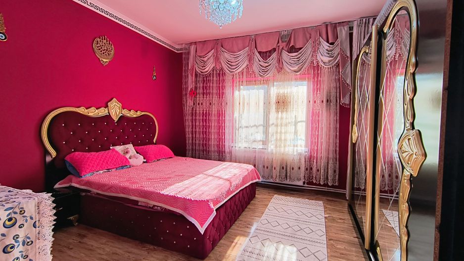 Medgidia | Casă cu 5 camere spațioasă - Poză 9