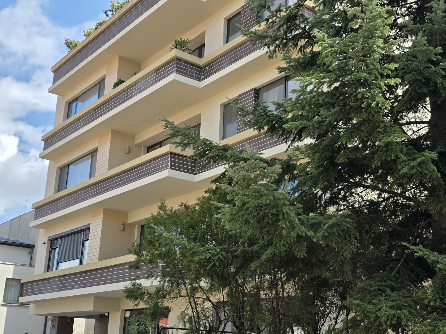 Inchiriere apartament 3 camere, 2 parcari in Iancu Nicolae! - Poză 16