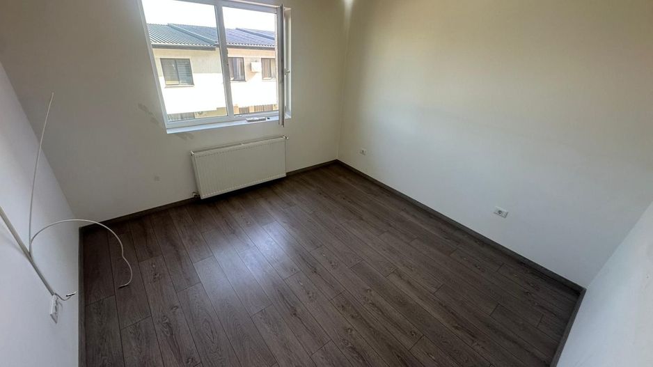 AP. 2 CAMERE- BUCATARIE INCHISA, BLOC NOU, CENTRALA PROPRIE - Poză 5