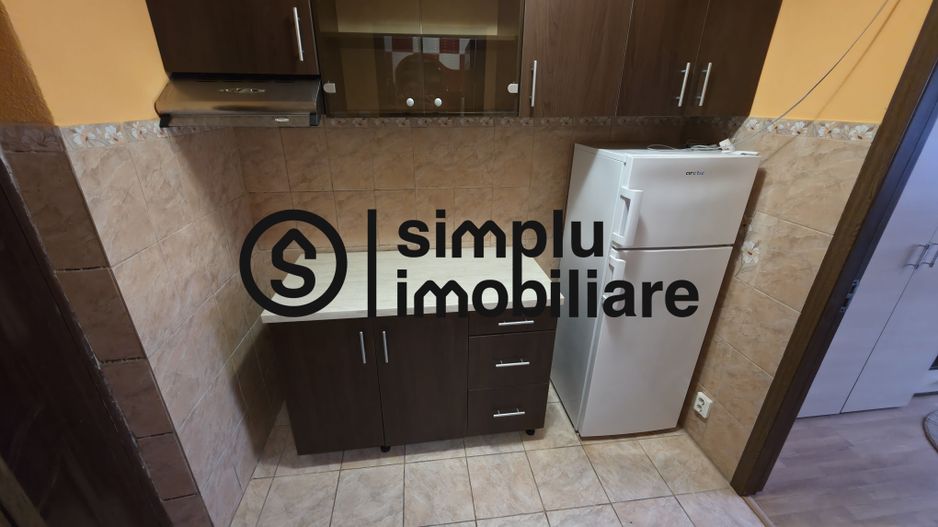 Camera de camin cu hol si baie proprie - etaj 4 - Poză 6