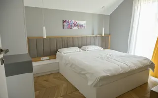 Pensiune agroturistica de vanzare | Piscina| Sauna| Sânmartin | Bihor - Poză 22