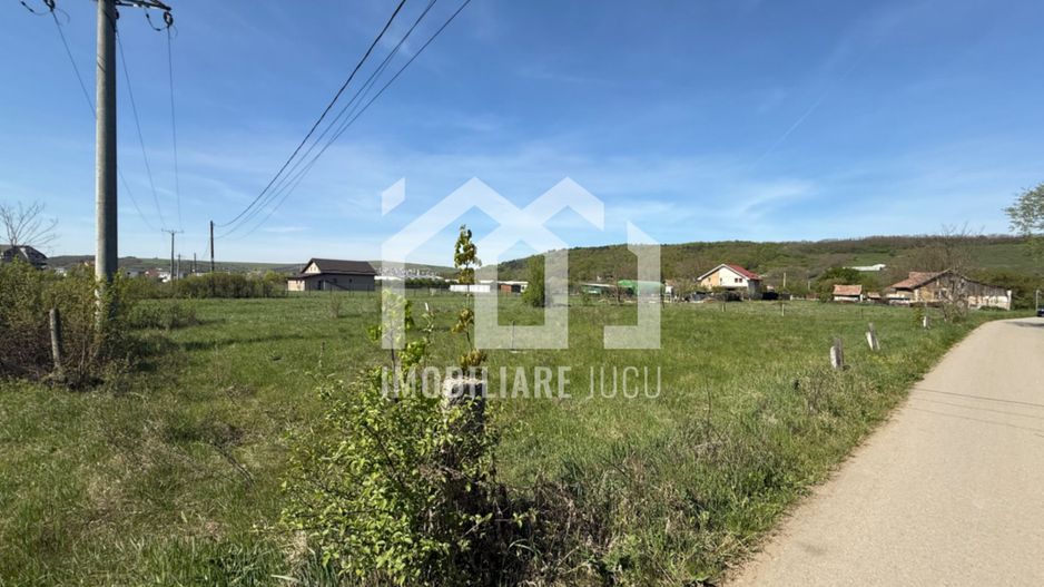 Teren intravilan 925 mp – Jucu de Mijloc, aproape de DN1C - Poză 1