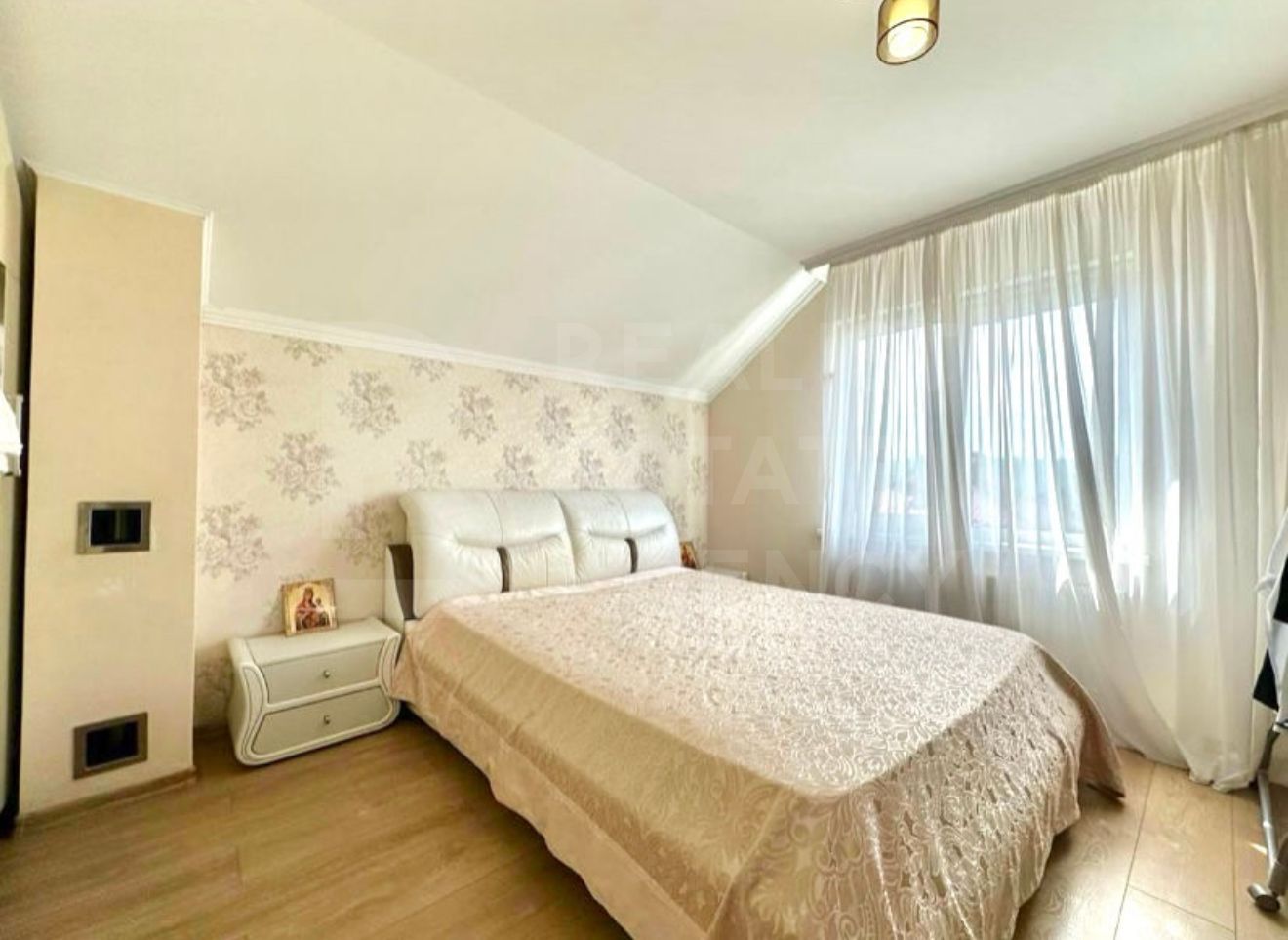 Vânzare, casă, 3 nivele, 3 camere, strada Durlești, Dumbrava - Poză 3