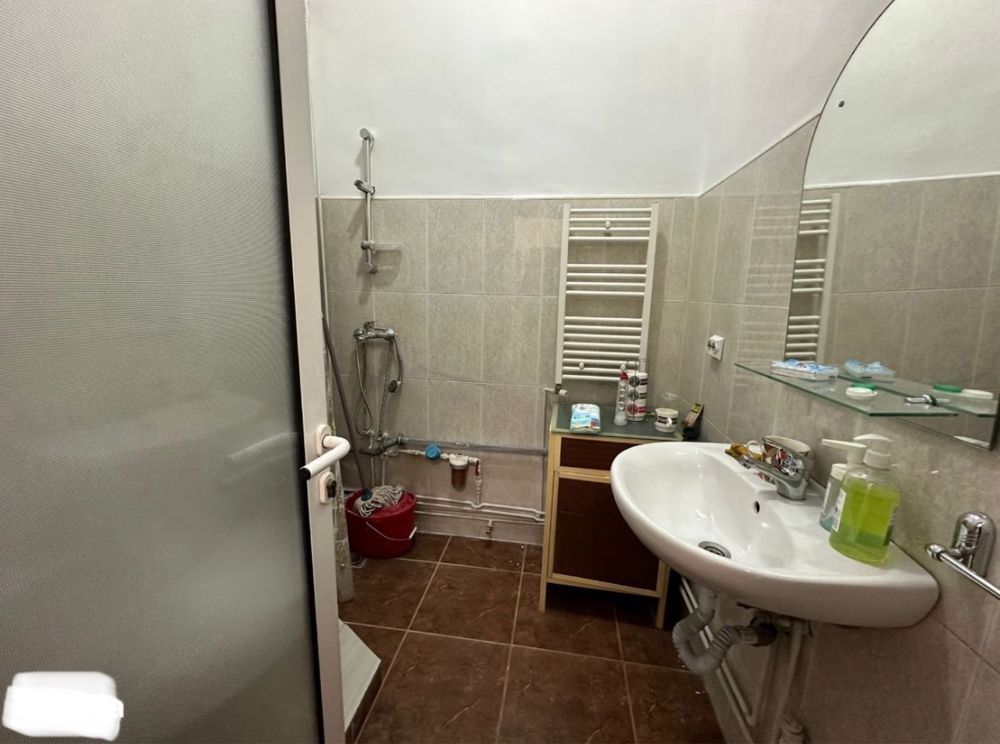 Vând APARTAMENT 2 camere - Poză 5