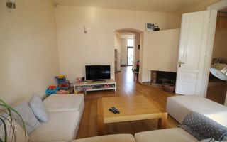 IMOBIL CU MULTIPLE DESTINATII - Poză 1