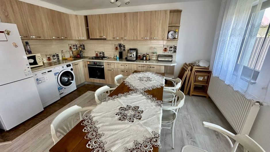 Pensiune de vânzare în Bobu, Scoarța - sau schimb cu apartament Timisoara  - Poză 10