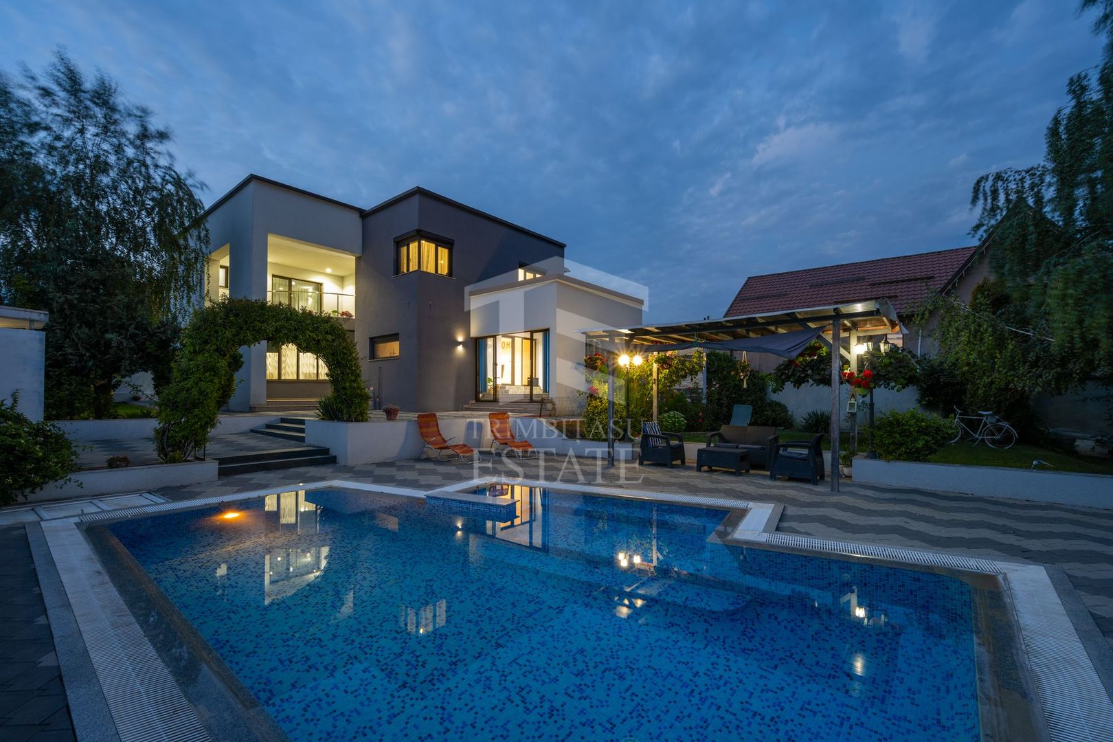 Vilă 342 mp cu piscină și 800 mp teren / 4 dormitoare / Pleașa - Poză 67