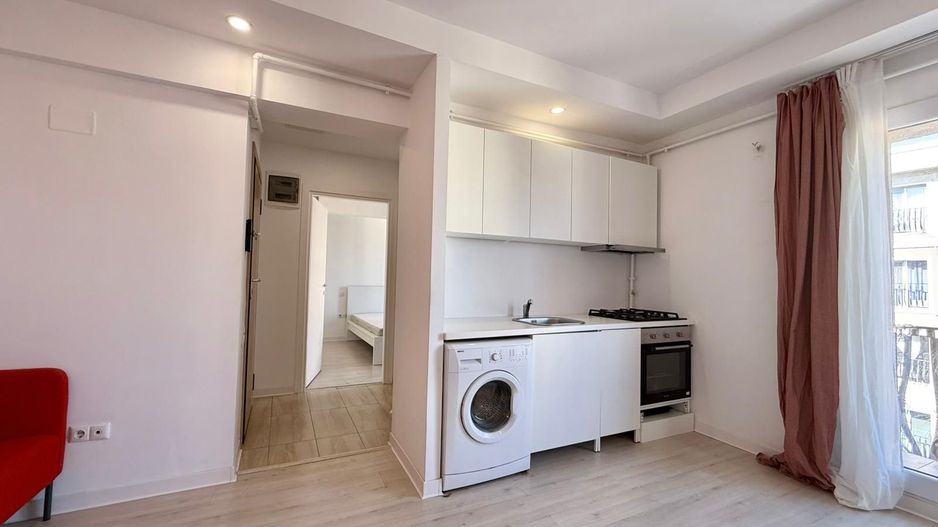 COSMOPOLIS - Apartament cu 2 camere, mobilat si utilat. - Poză 4