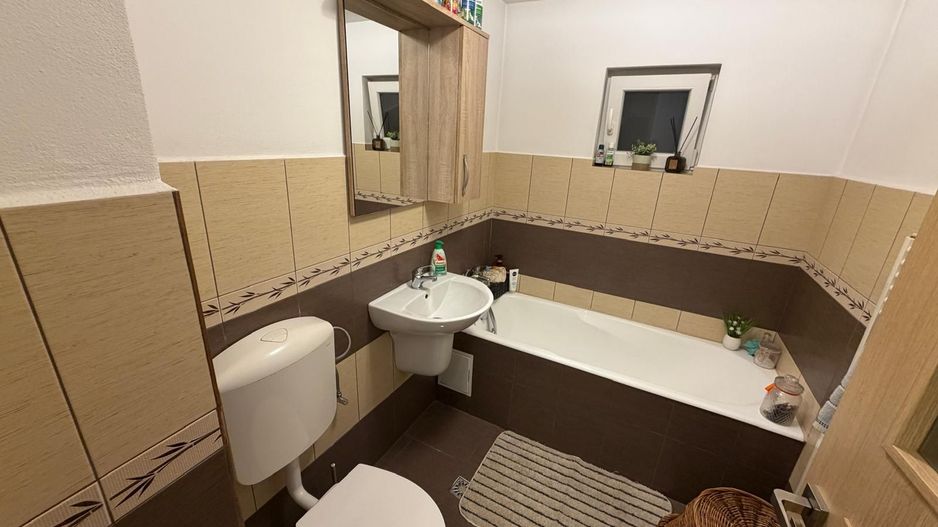 Apartament cu 2 camere de vanzare in Lugoj, Cartier Stadion - Poză 10