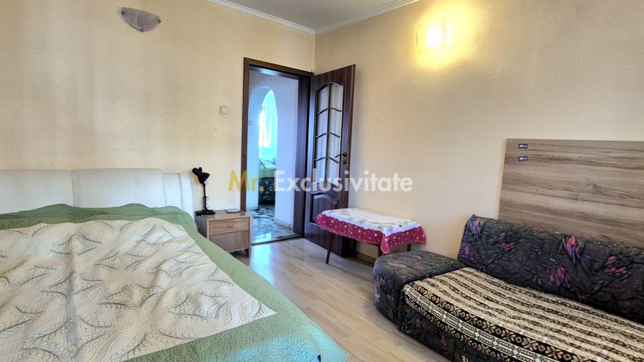 Apartament 3 camere - metrou 1 Dec. - Poză 2