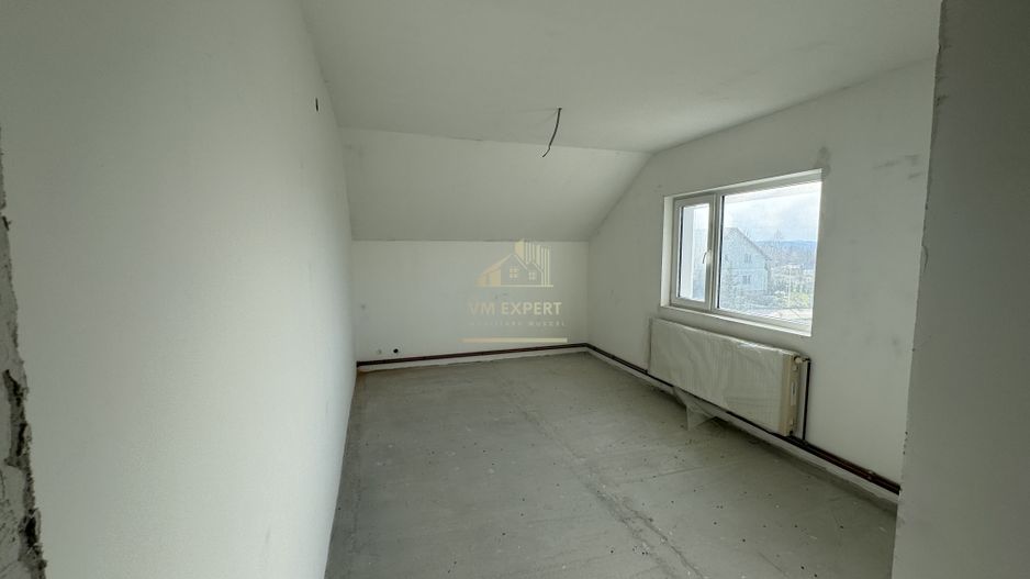 VILA 5 CAMERE,TEREN 560 MP, CAMPULUNG, ARGES - Poză 10