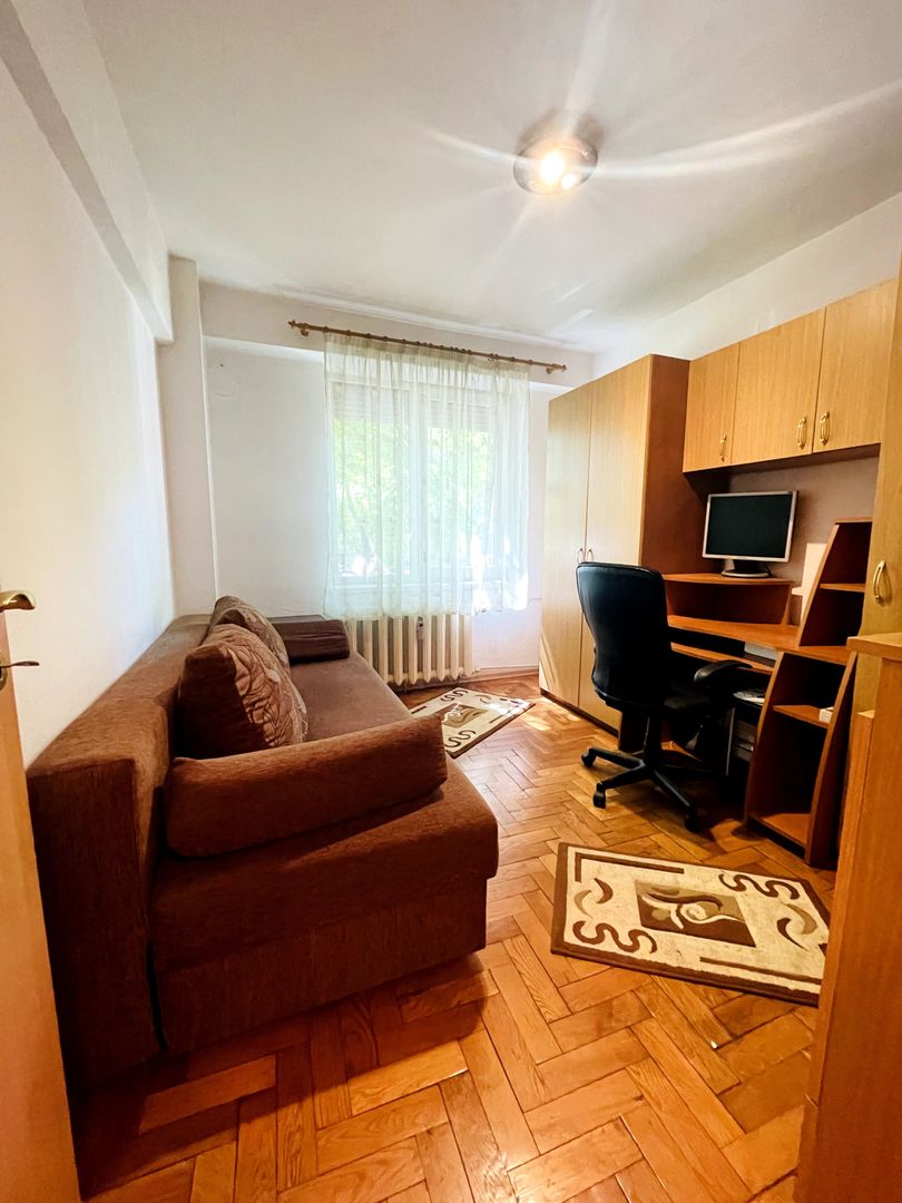 Apartament cu 3 camere DECEBAL - Poză 6