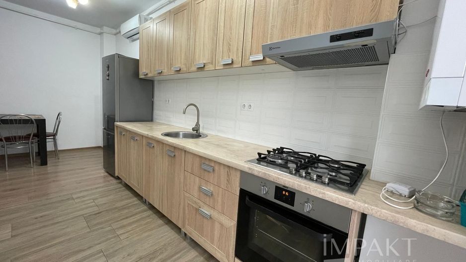 Apartament modern cu 3 camere, mobilat, parcare subterană inclusă! - Poză 6