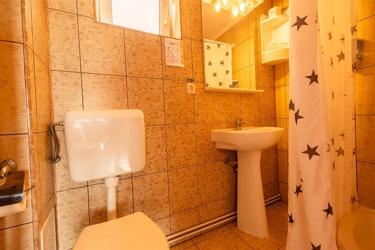 Pensiune cocheta, la poalele emblematicei Cetati Rasnov, Brasov - Poză 20